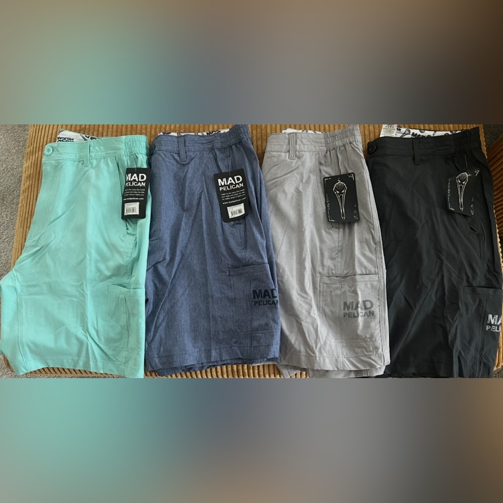 MAD PELICAN WALKING SHORTS IN LIGHT GREY - Picture 2 of 4